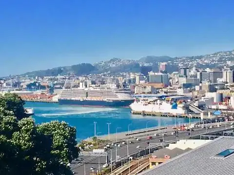 The Perfect Stop Over Wellington Homestay
