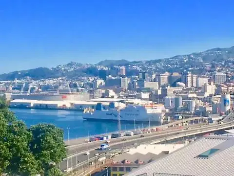 The Perfect Stop Over Wellington 0*,  New Zealand